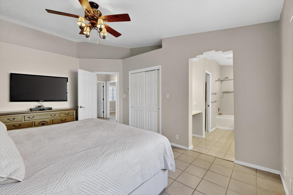 1204 Diamond Place SW