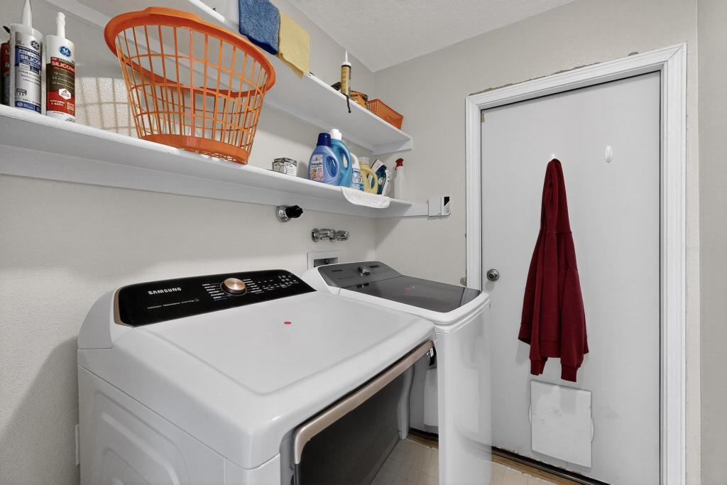 1204 Diamond Place SW