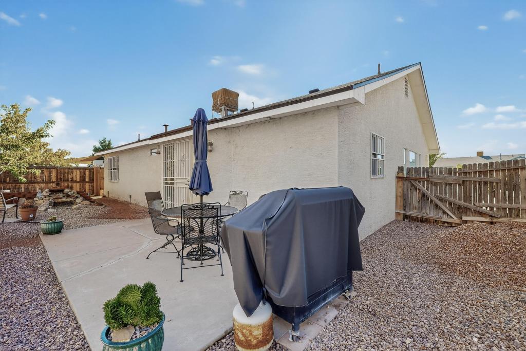 1204 Diamond Place SW