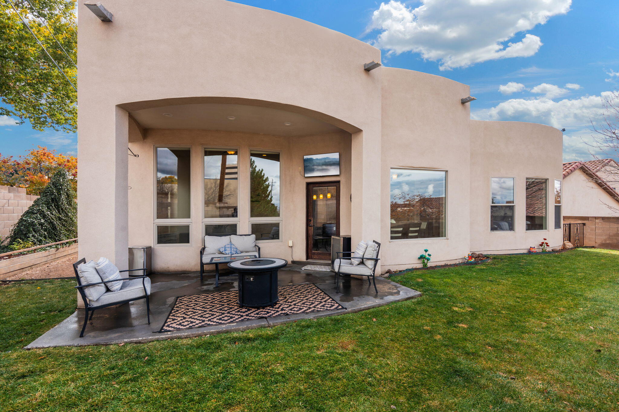 13009 Yarrow Trail NE