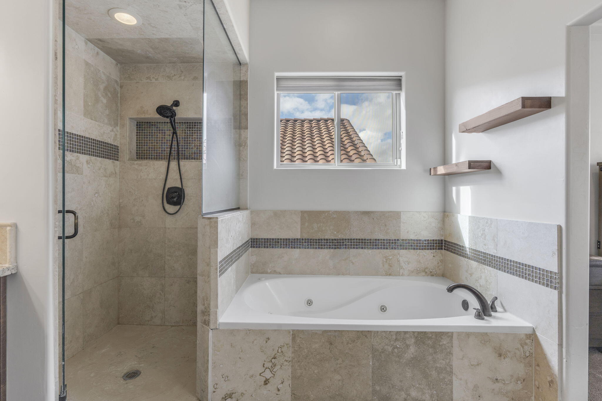 13009 Yarrow Trail NE