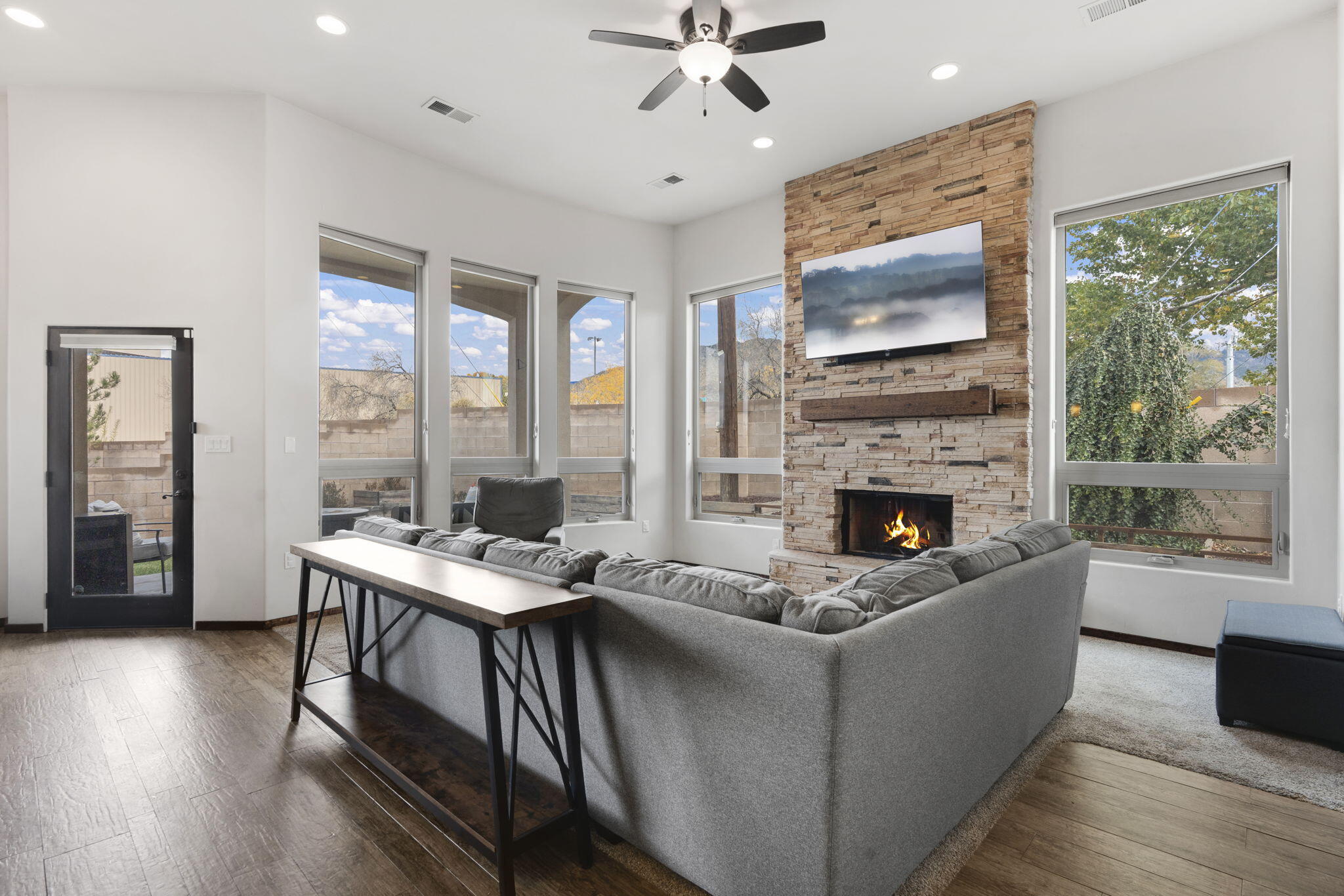 13009 Yarrow Trail NE