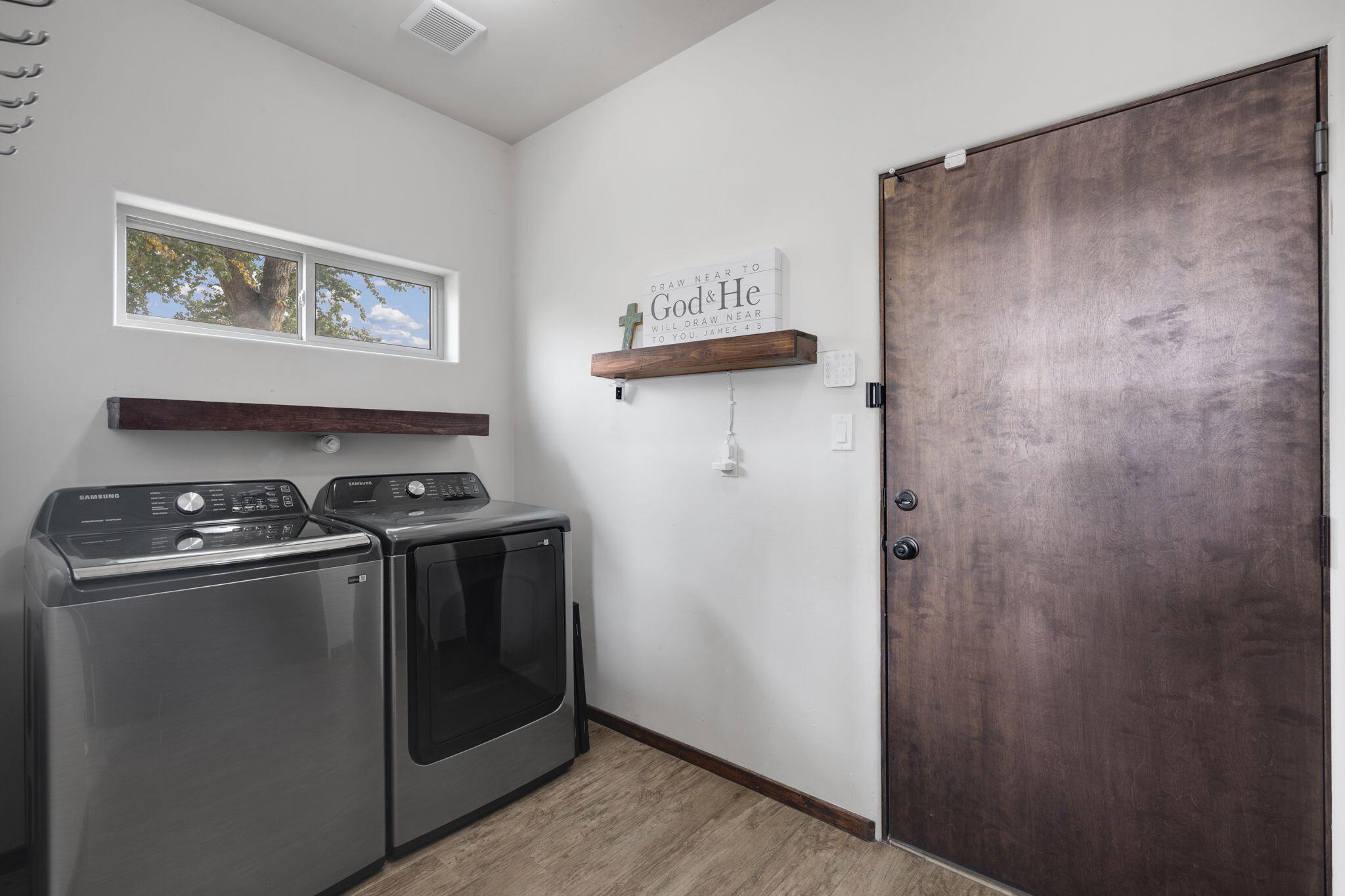 13009 Yarrow Trail NE