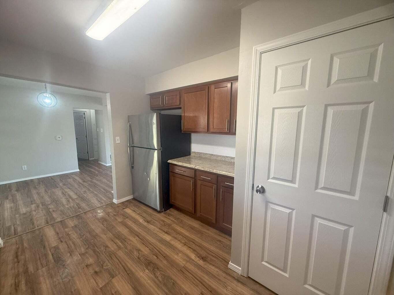 204 Laguayra Drive NE