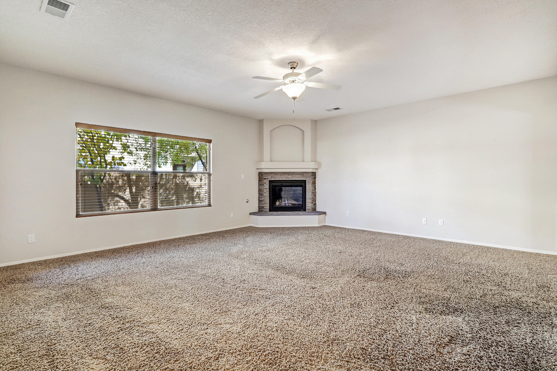 11815 Pocono Road SE