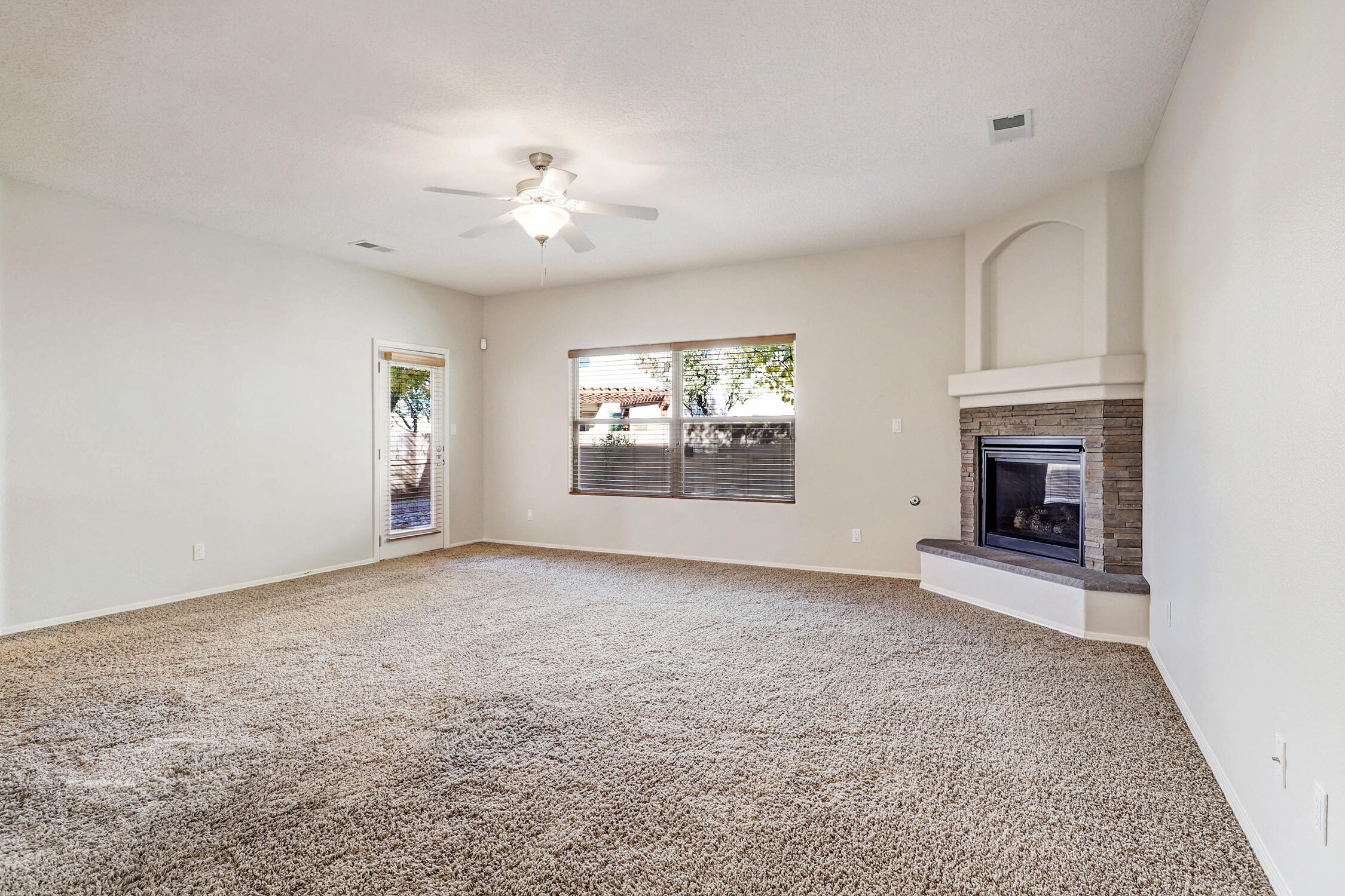 11815 Pocono Road SE