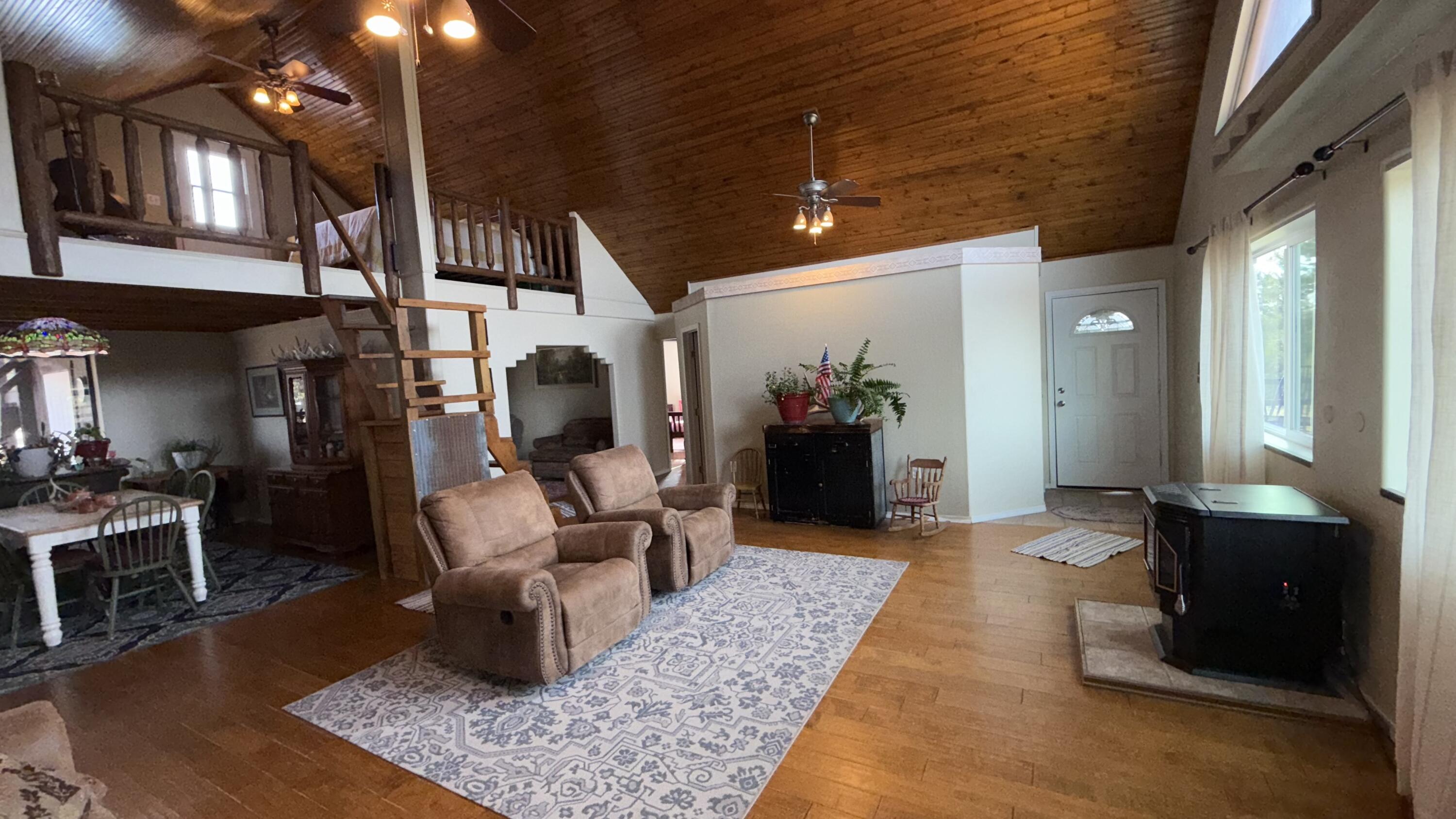 47 Pinewood Circle