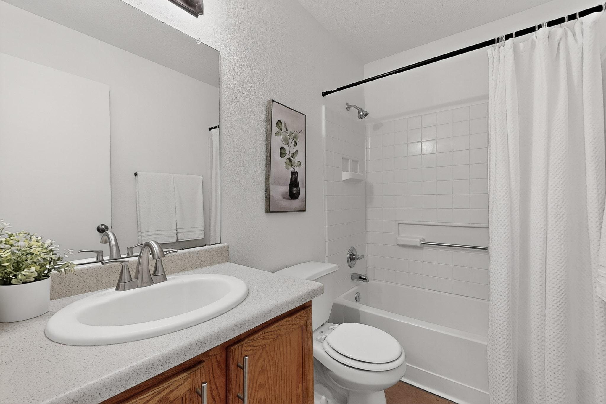 612 Lone River Trail SW