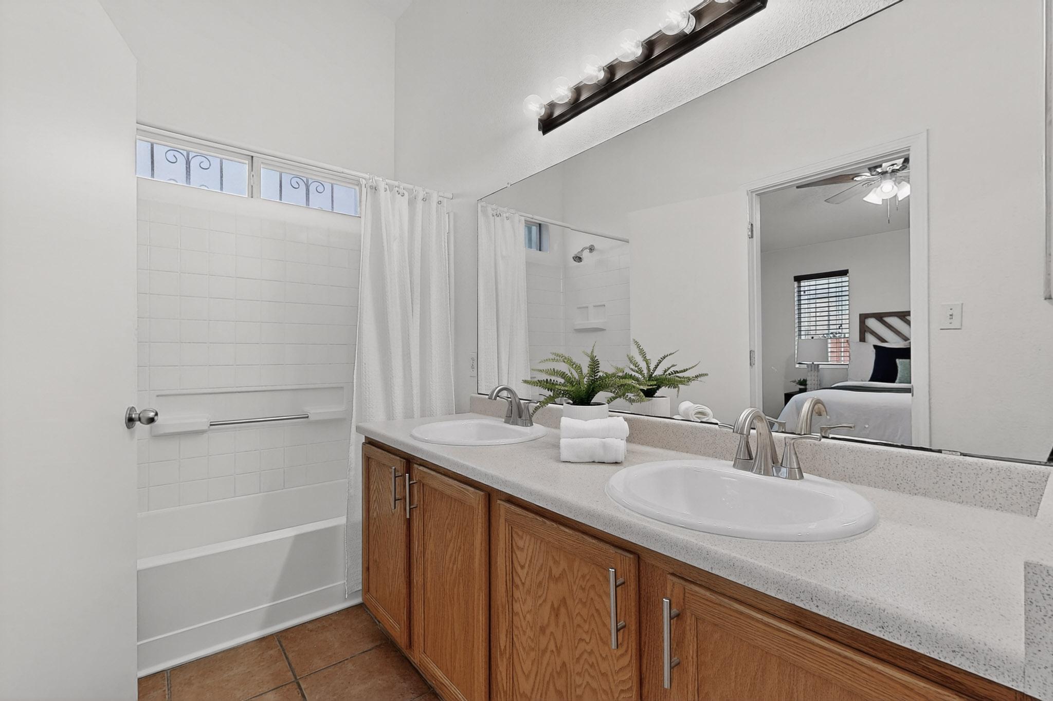 612 Lone River Trail SW