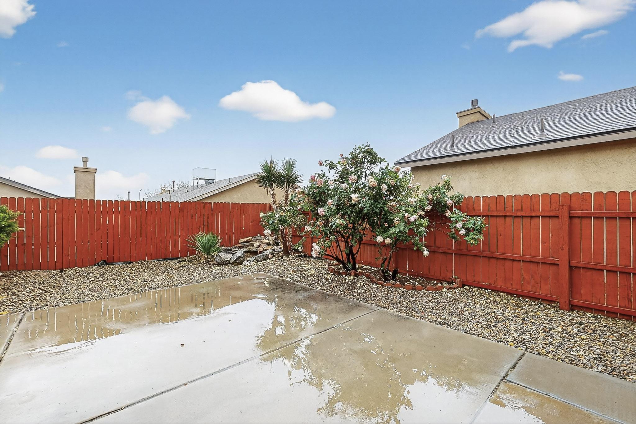 612 Lone River Trail SW