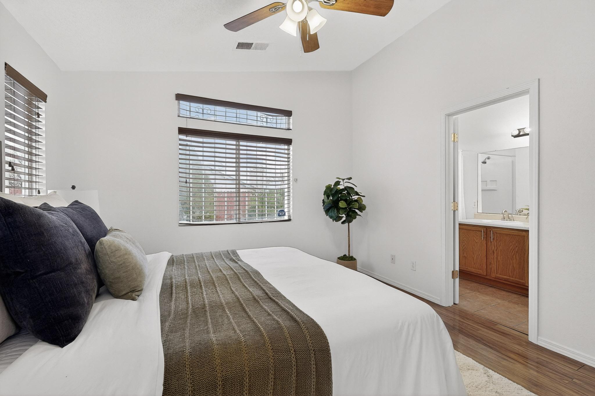 612 Lone River Trail SW