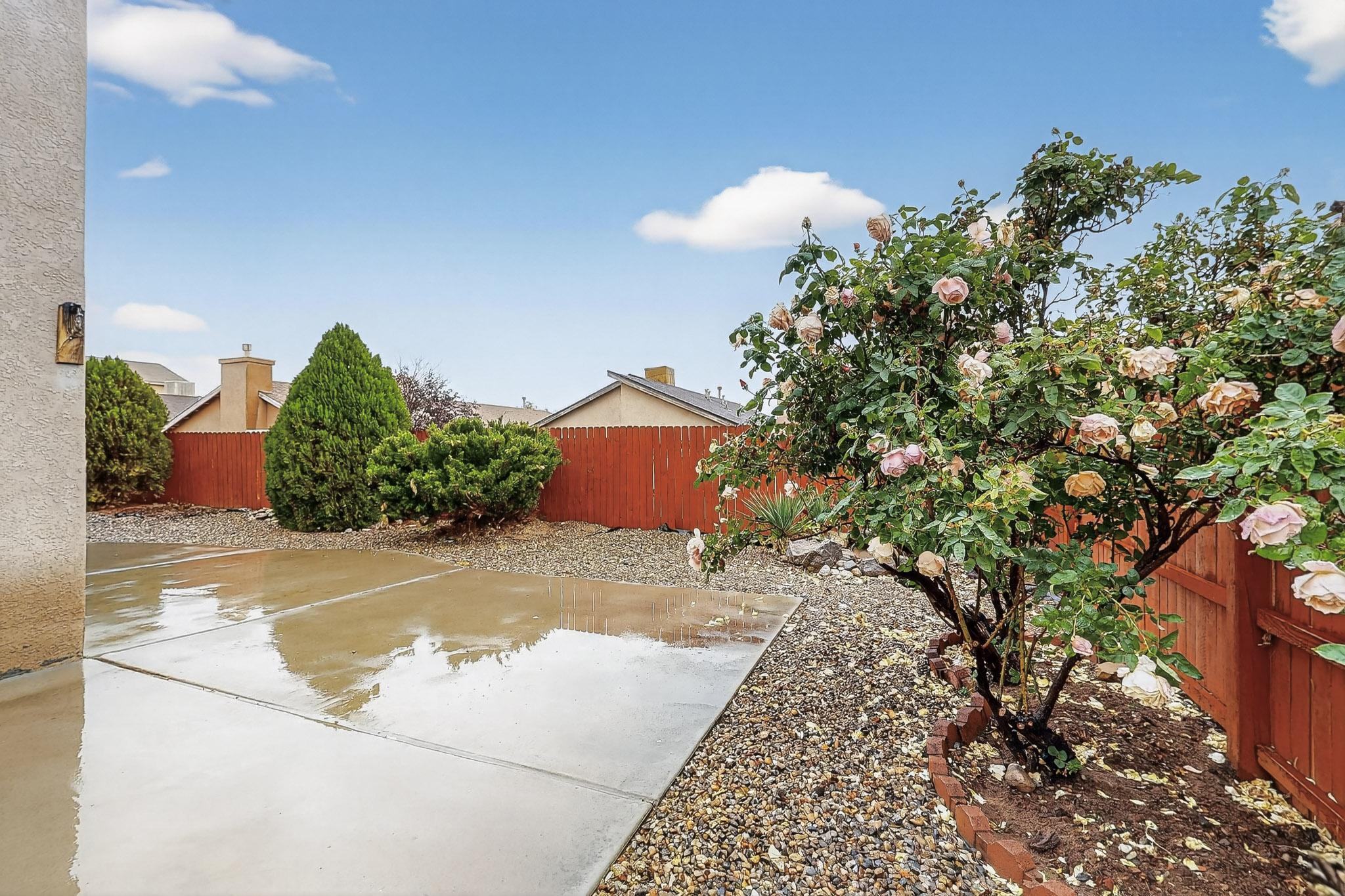 612 Lone River Trail SW