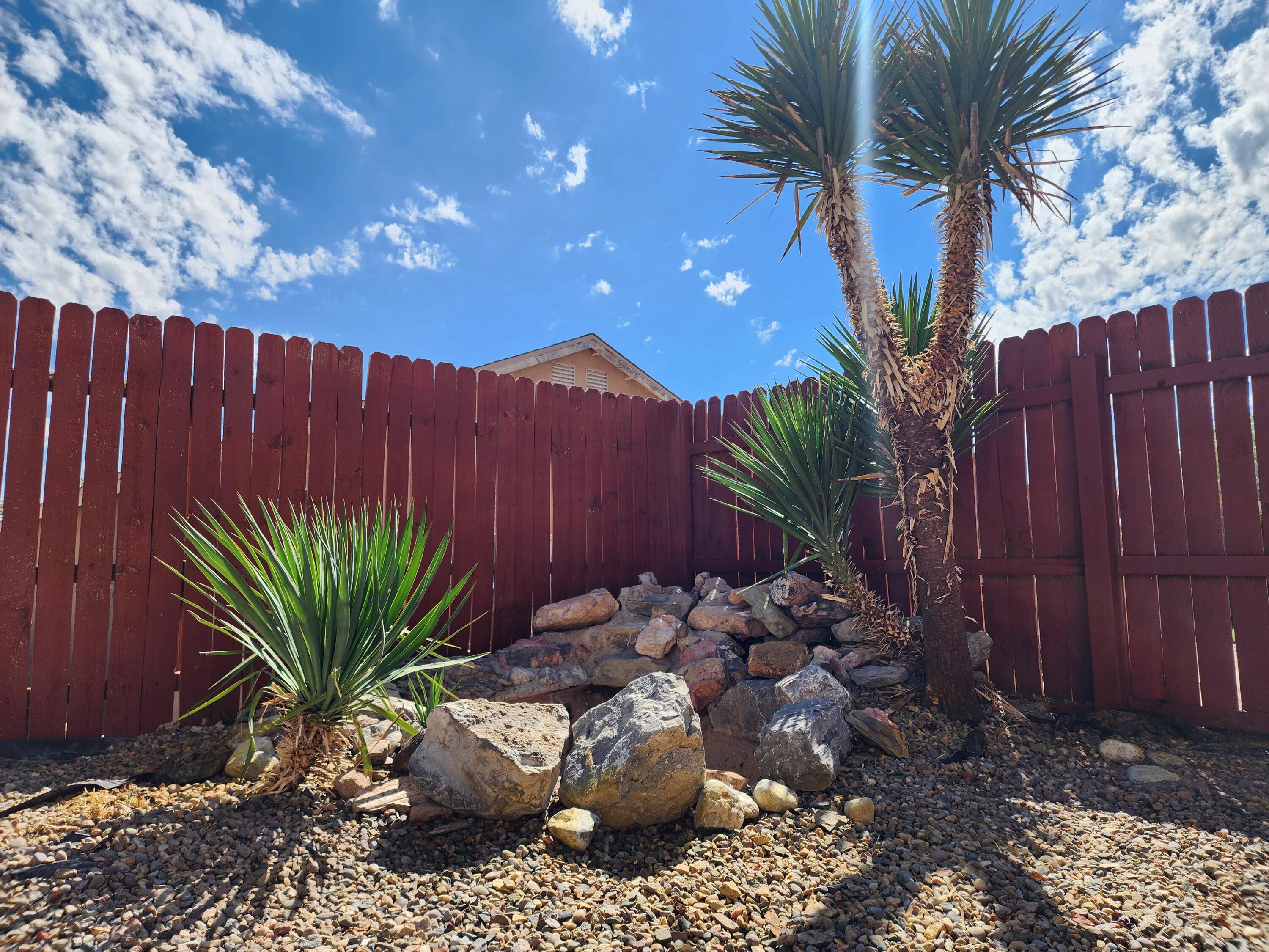 612 Lone River Trail SW