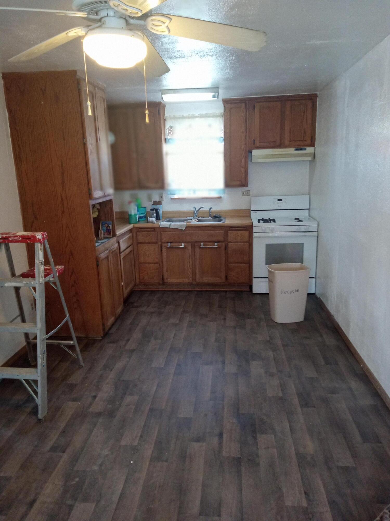 2403 Broadway Boulevard NE