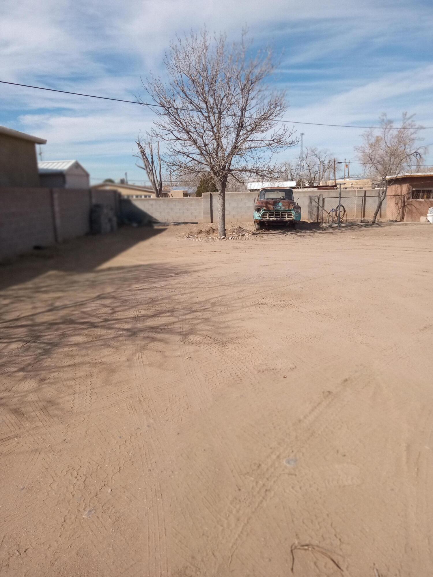 2403 Broadway Boulevard NE