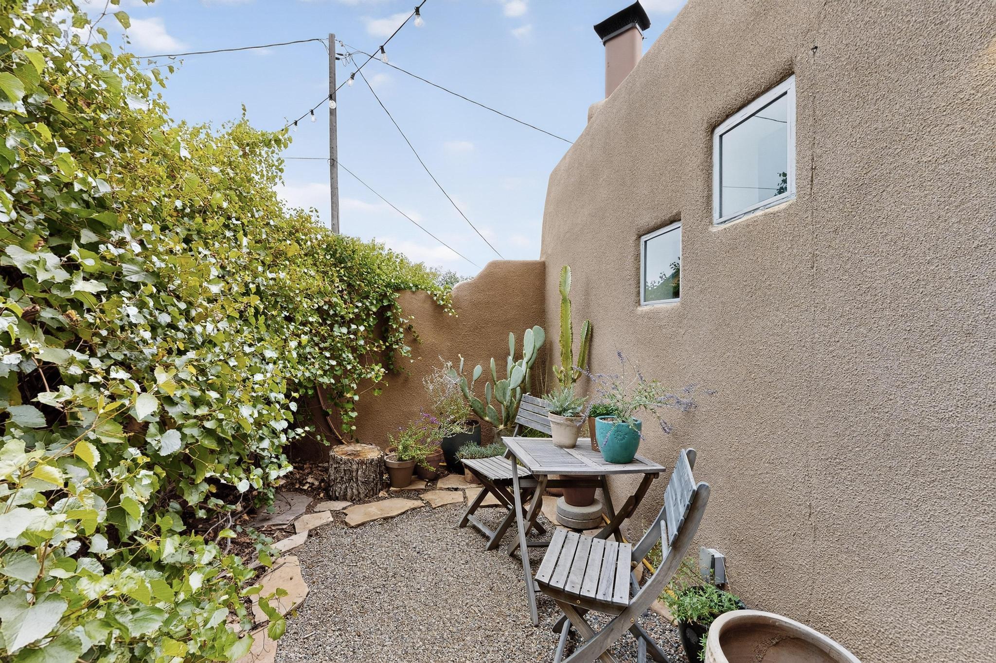 3939 Rio Grande Boulevard NW UNIT 1