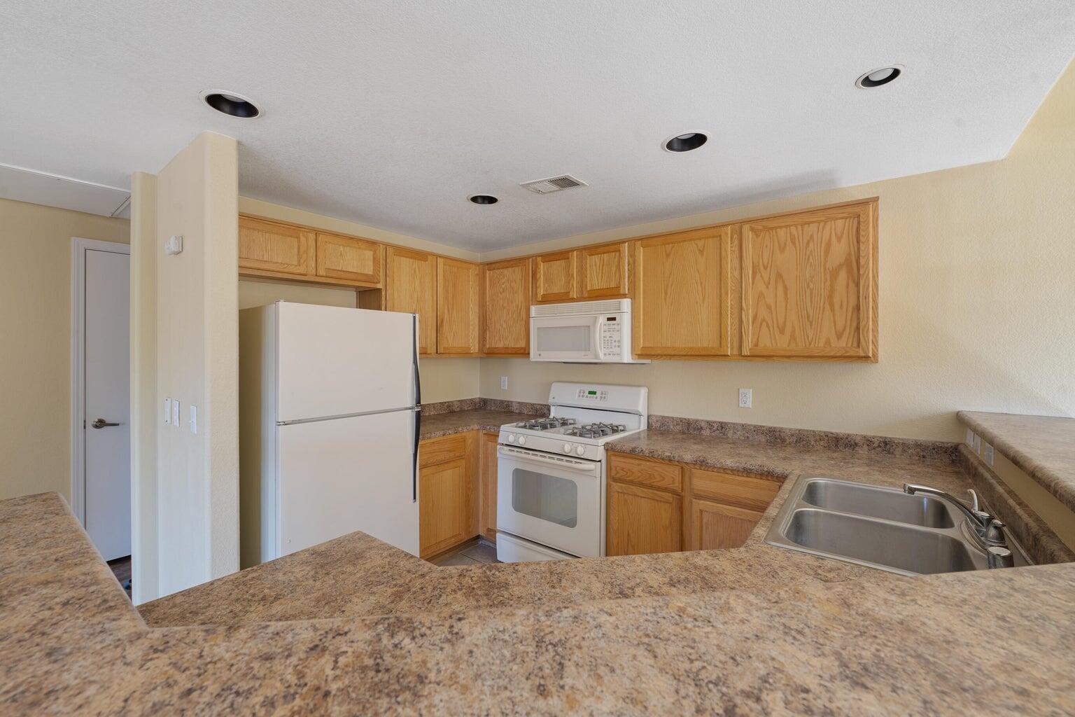 6800 Vista Del Norte Road NE # 26