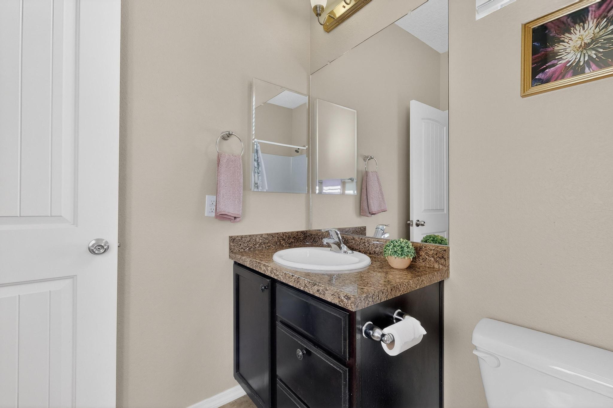 2708 Moonglow Drive NE