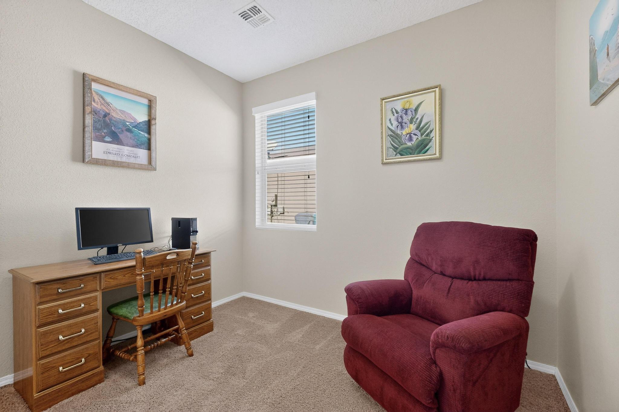 2708 Moonglow Drive NE