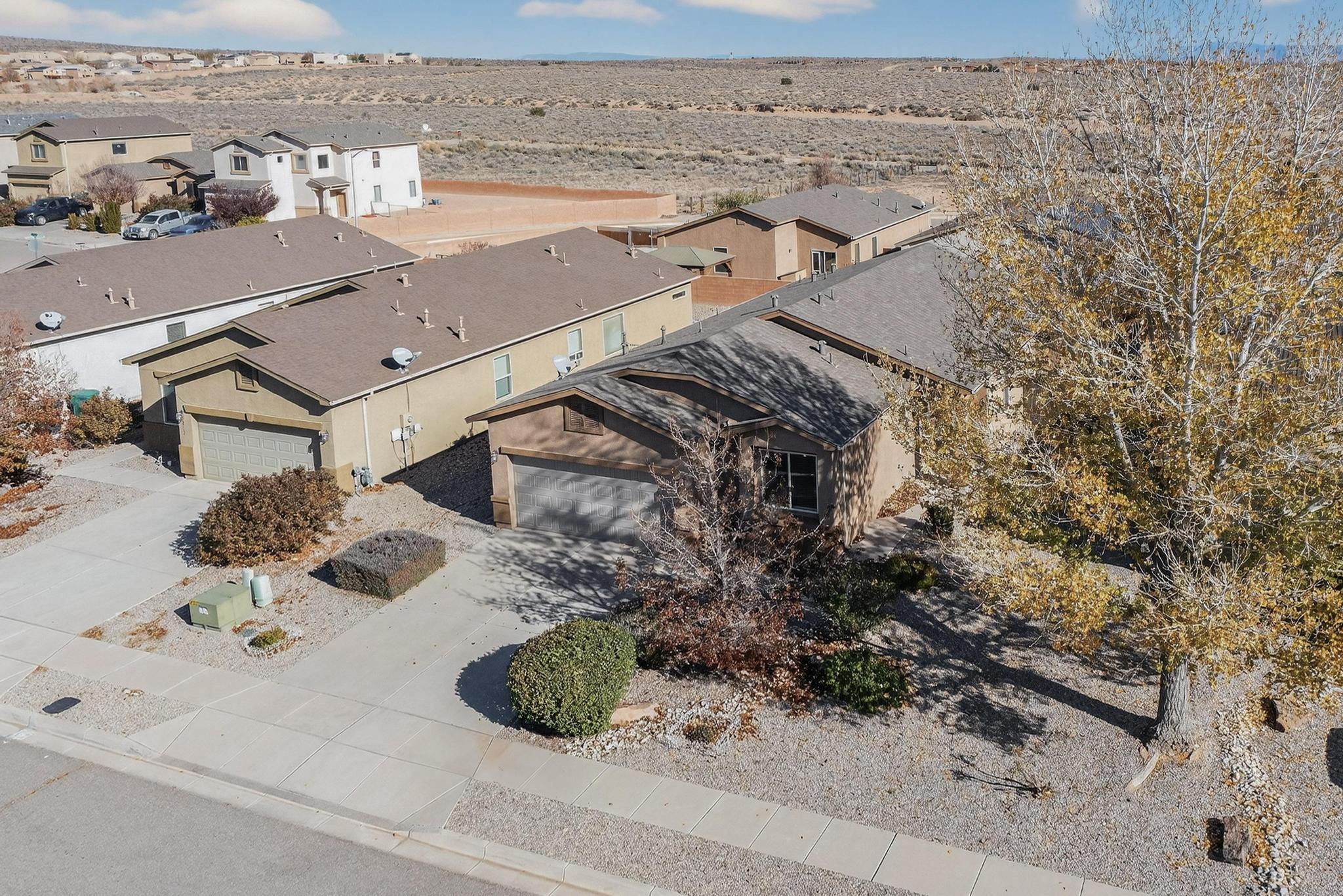 2708 Moonglow Drive NE