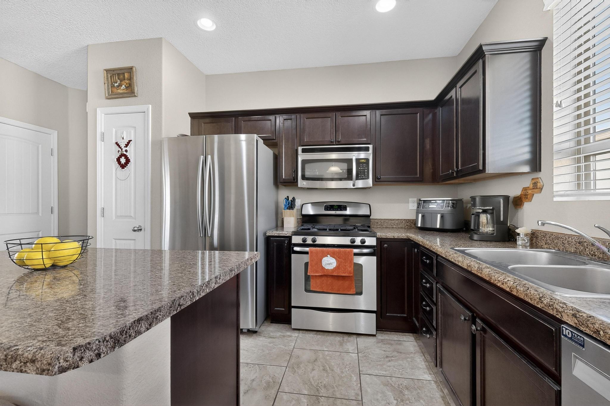 2708 Moonglow Drive NE