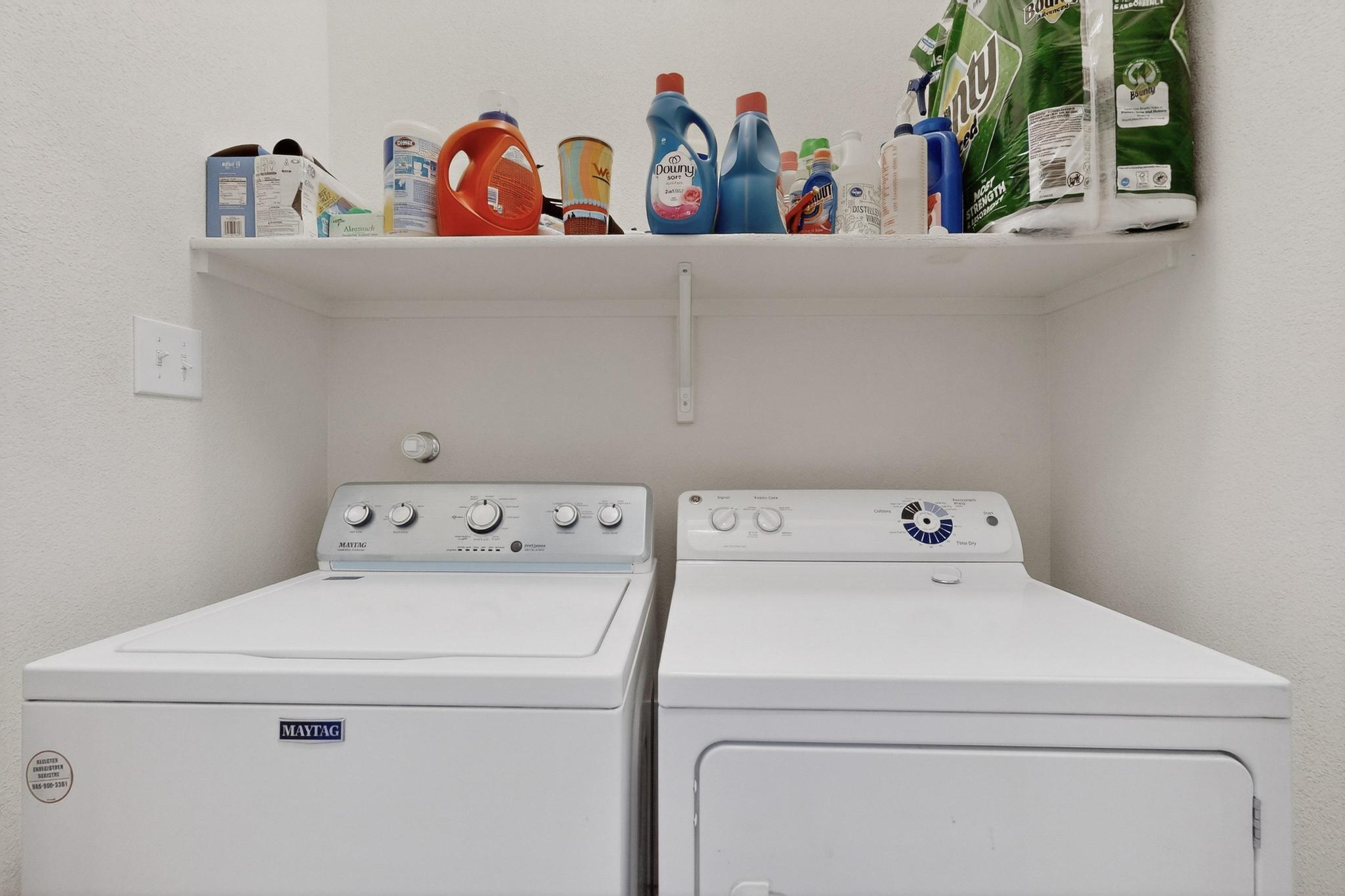 2708 Moonglow Drive NE