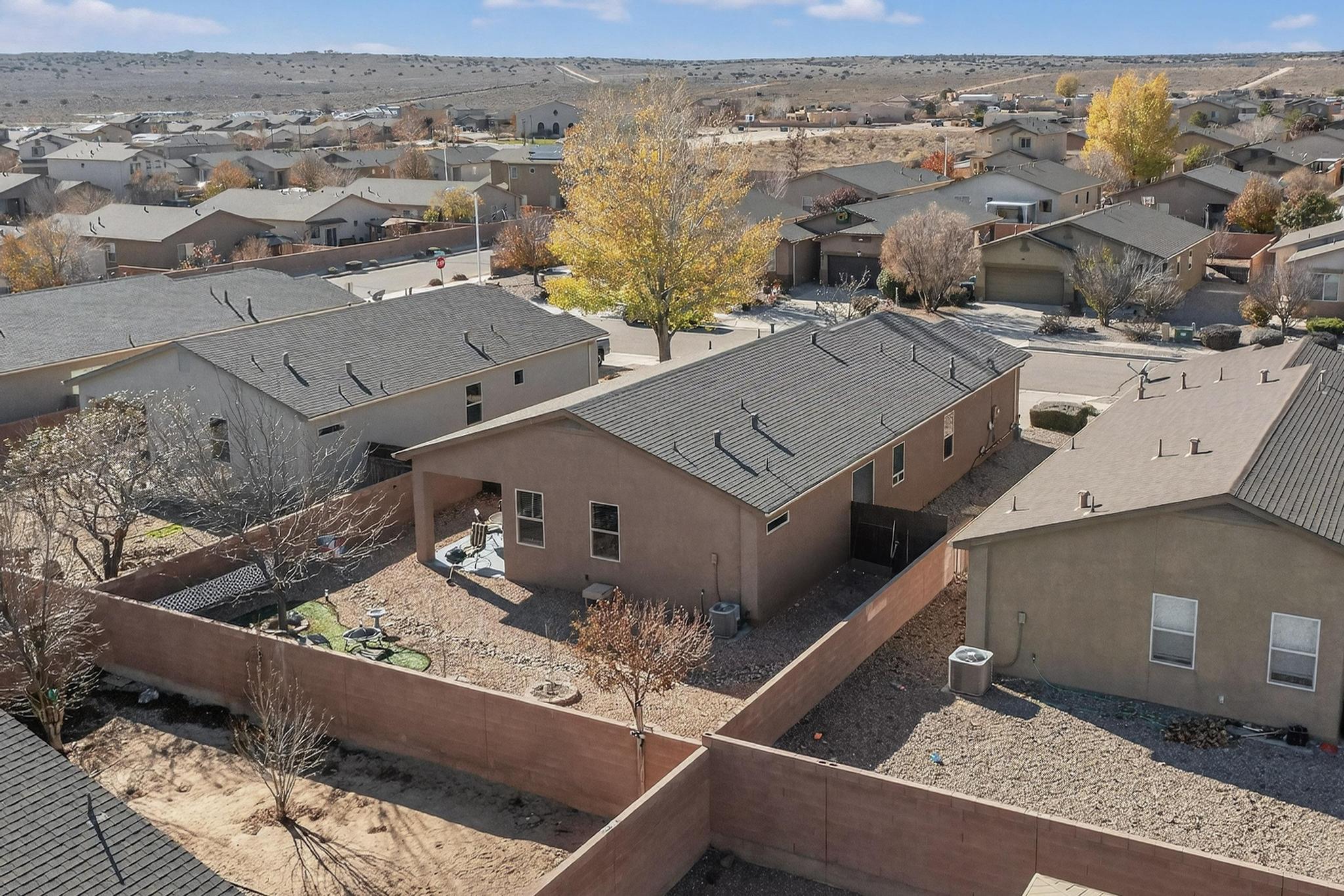 2708 Moonglow Drive NE