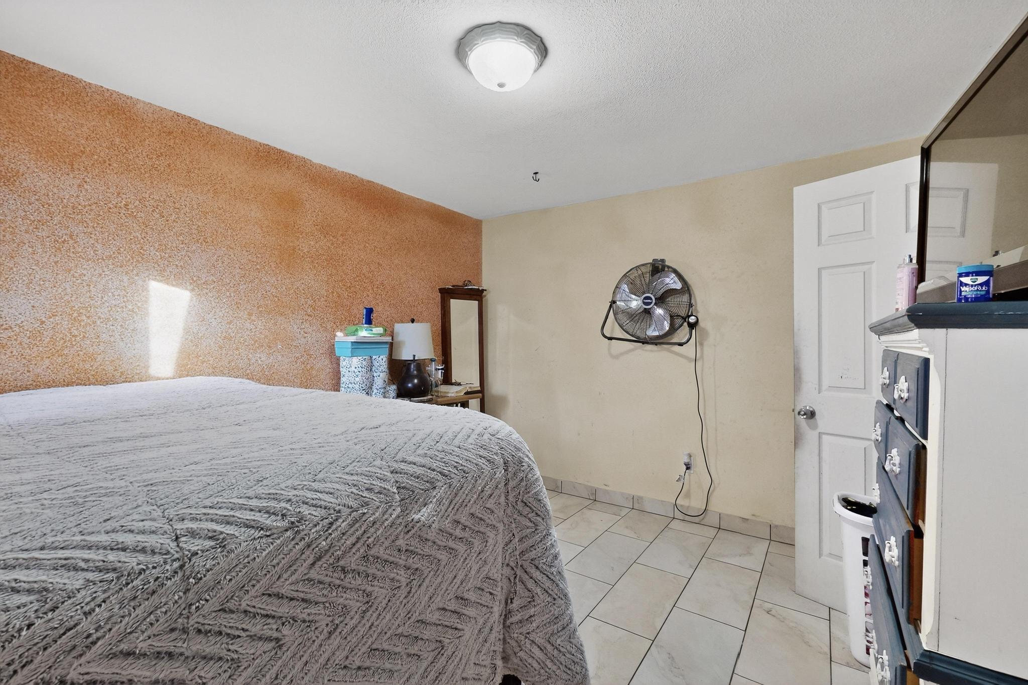 305 San Jose Avenue SE