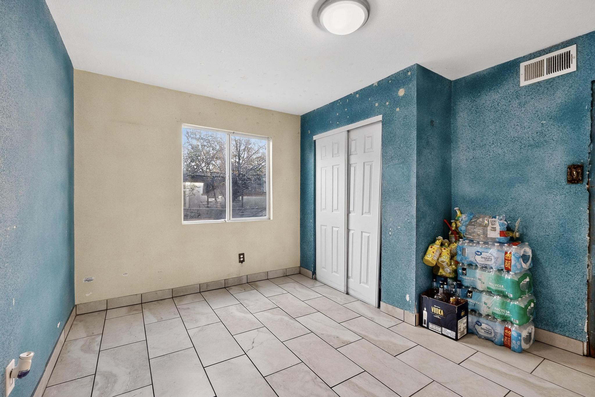 305 San Jose Avenue SE