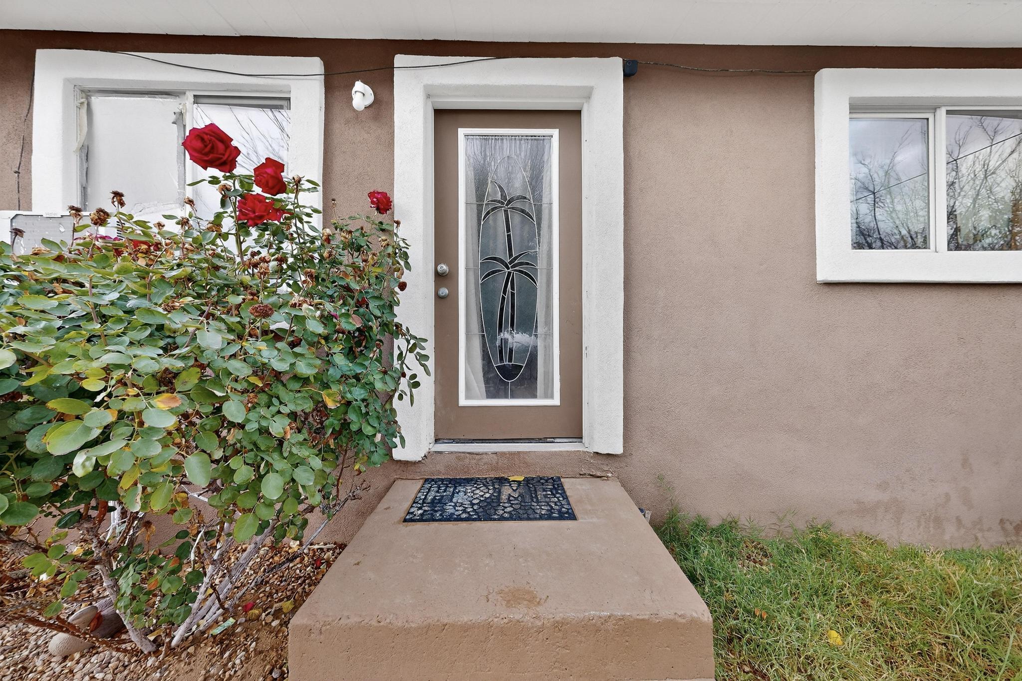 305 San Jose Avenue SE