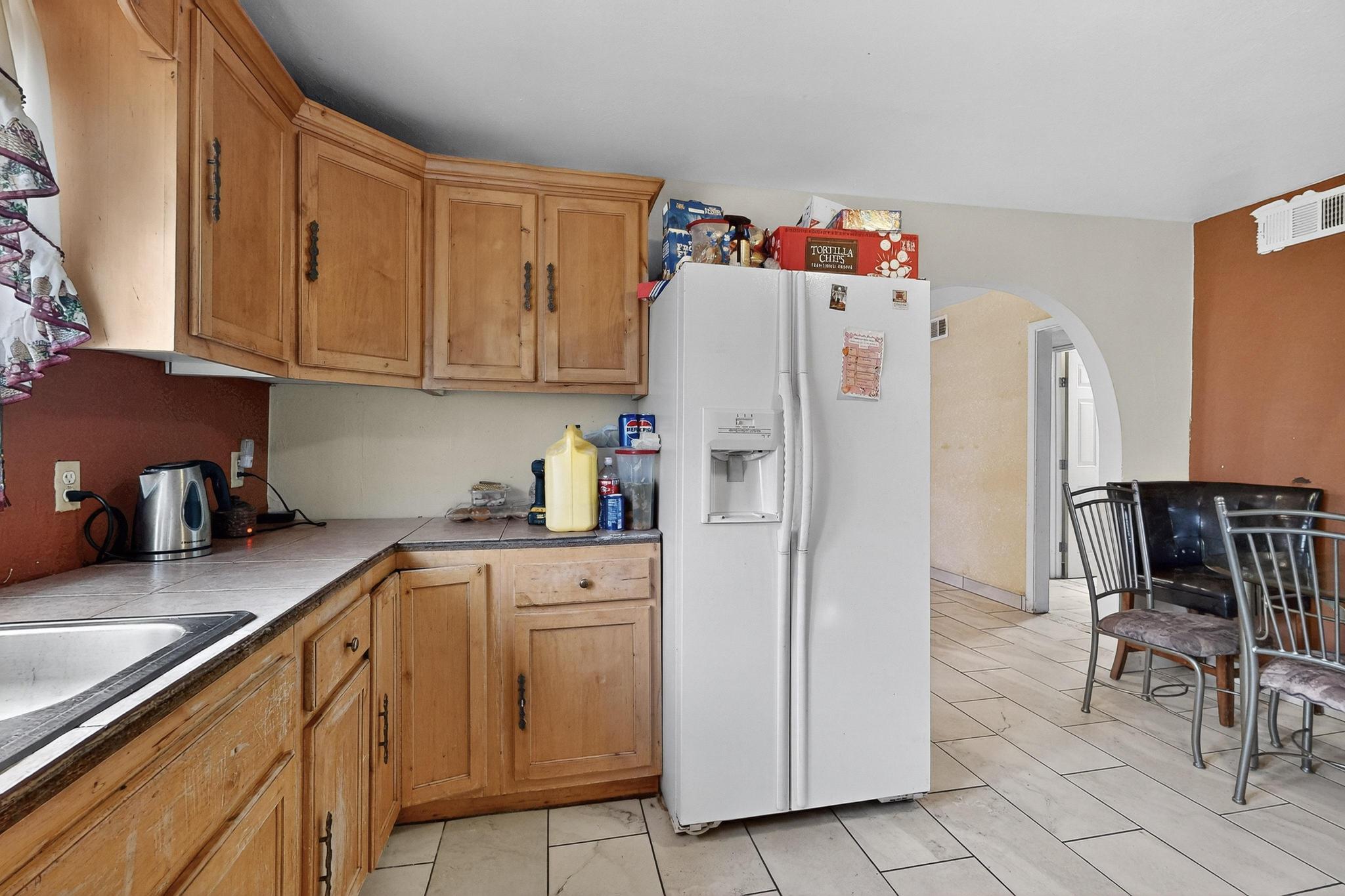 305 San Jose Avenue SE