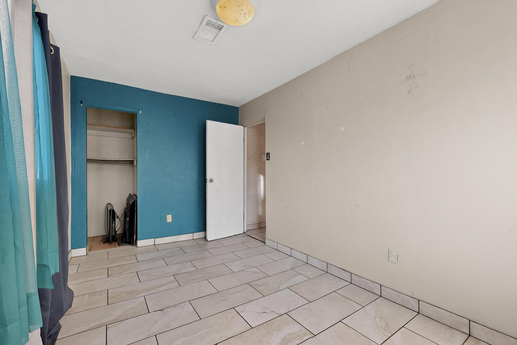 305 San Jose Avenue SE