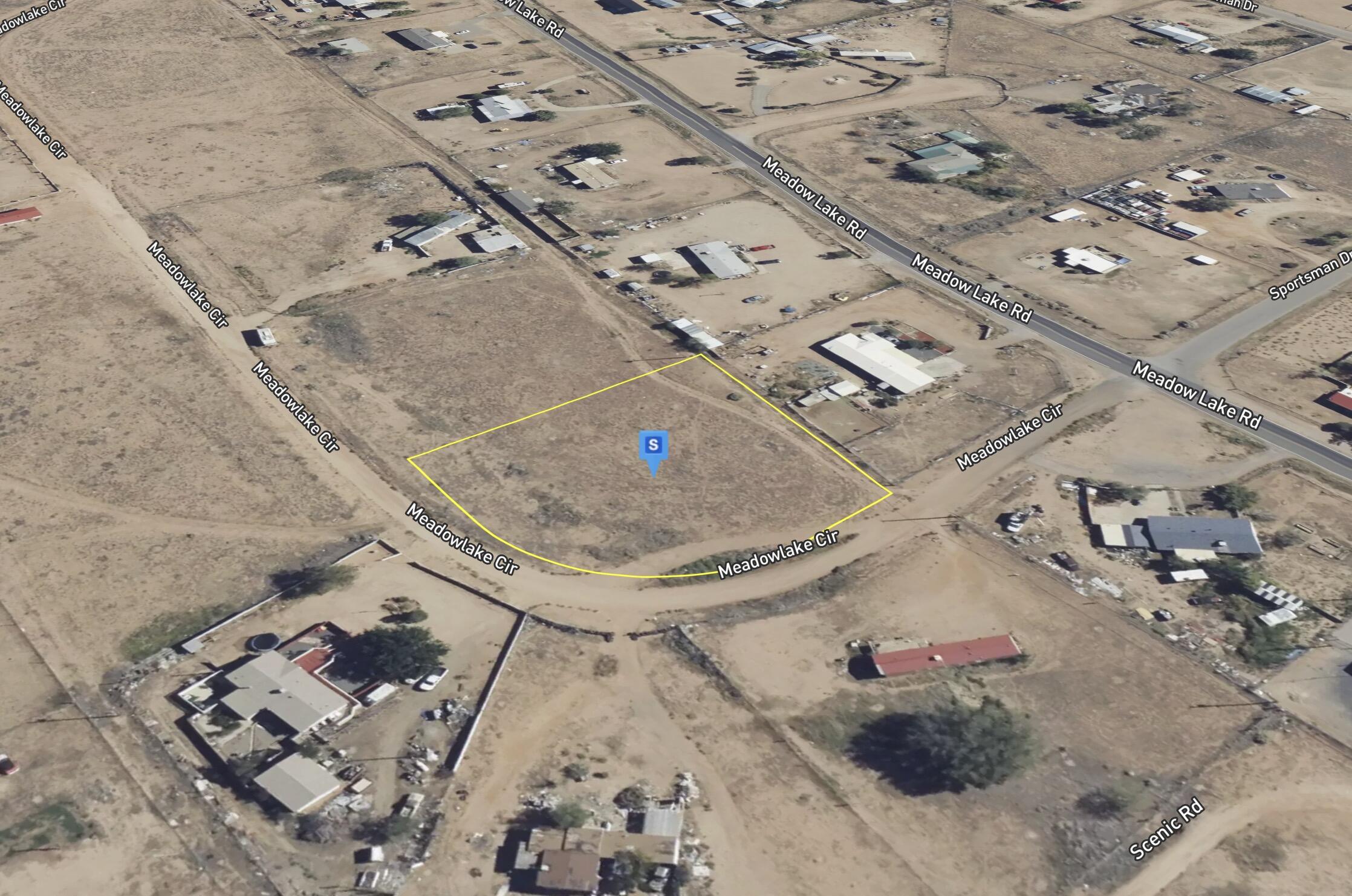 4 Meadowlake Lane