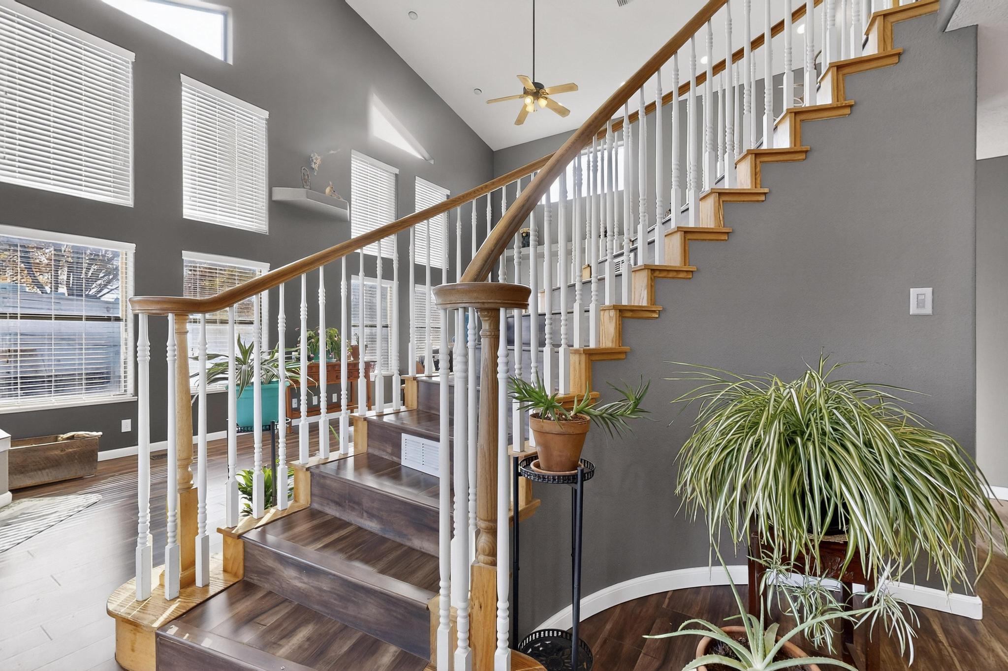 76 Edeal Road SE