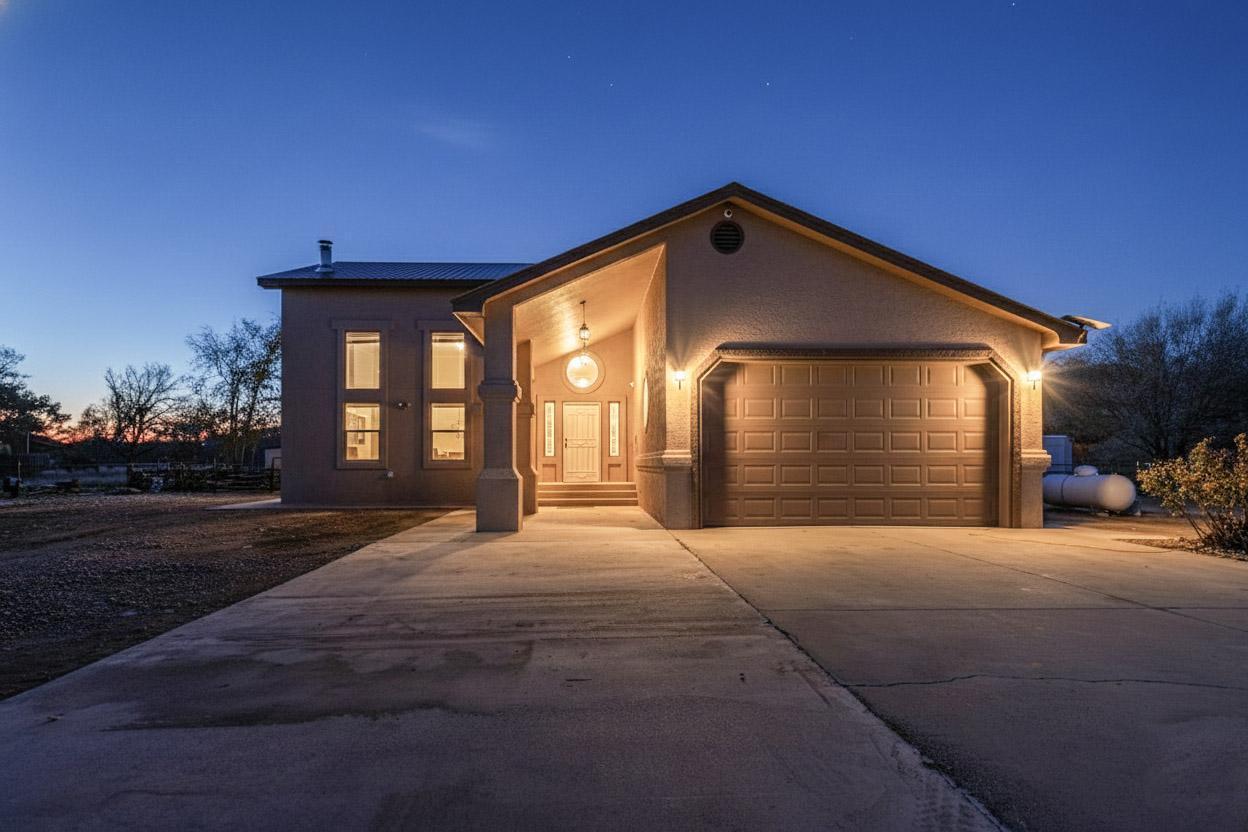 76 Edeal Road SE