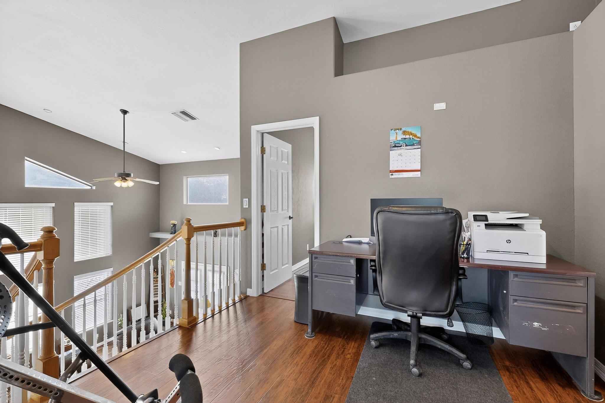 76 Edeal Road SE