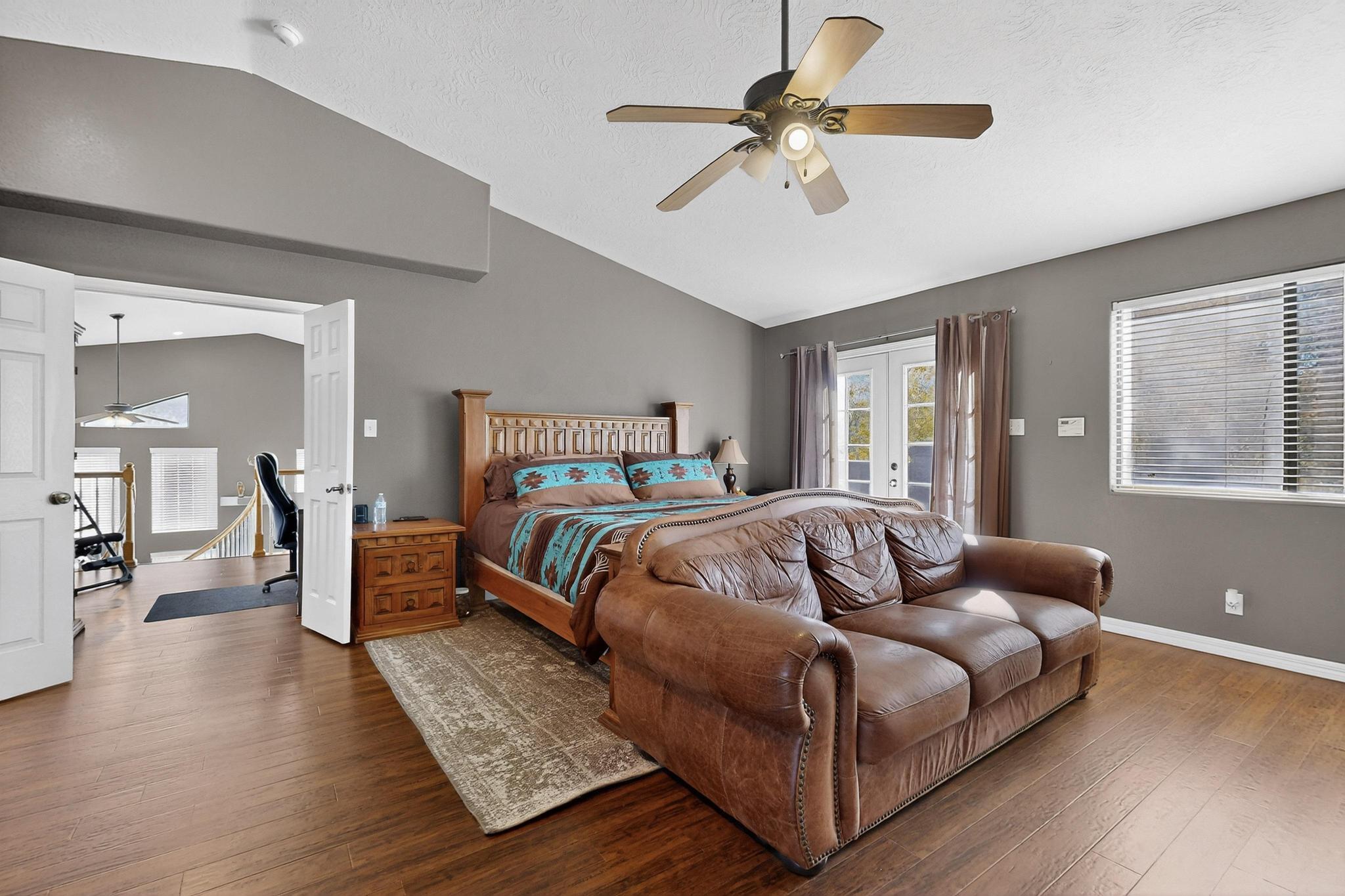 76 Edeal Road SE