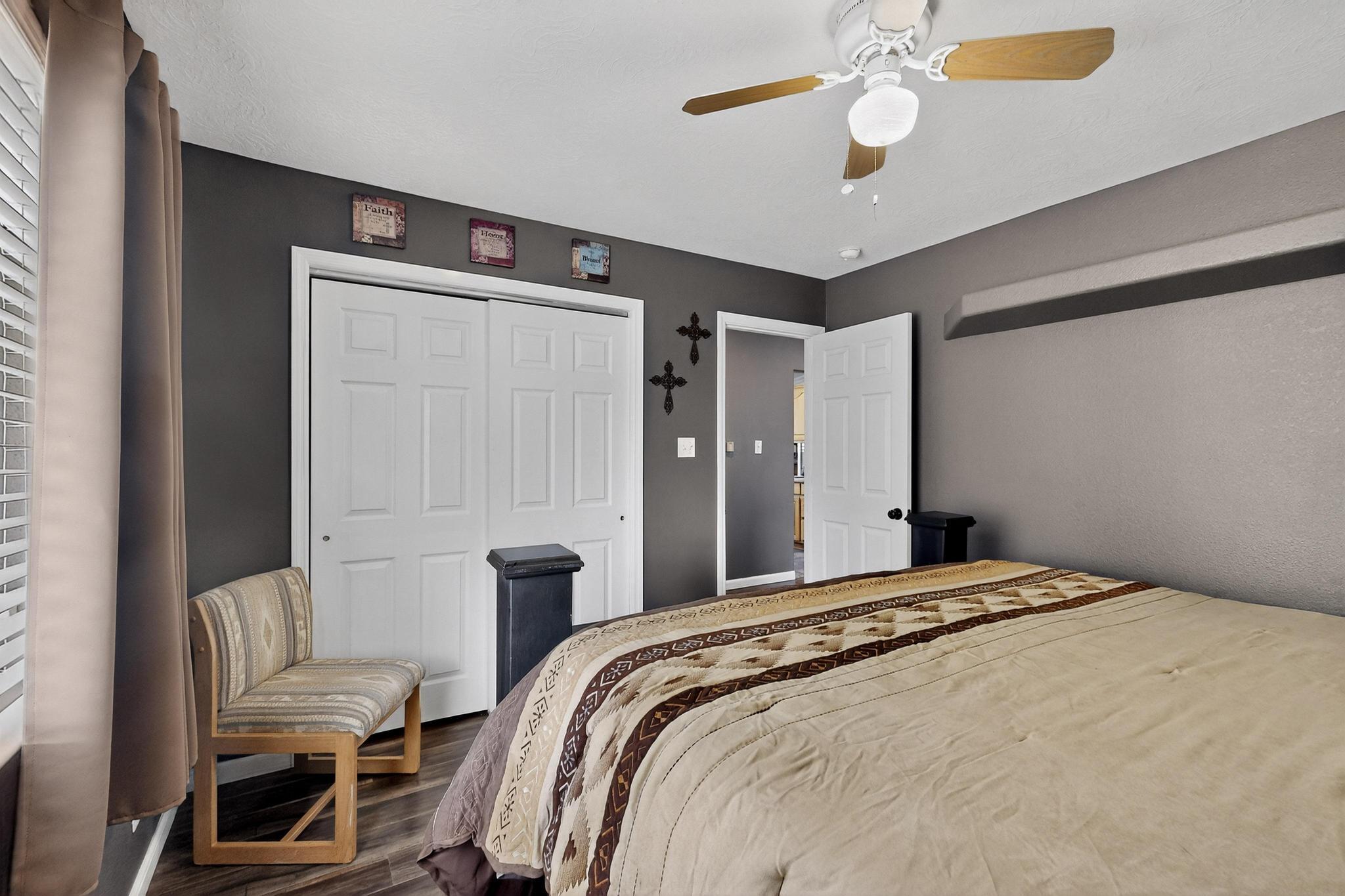 76 Edeal Road SE