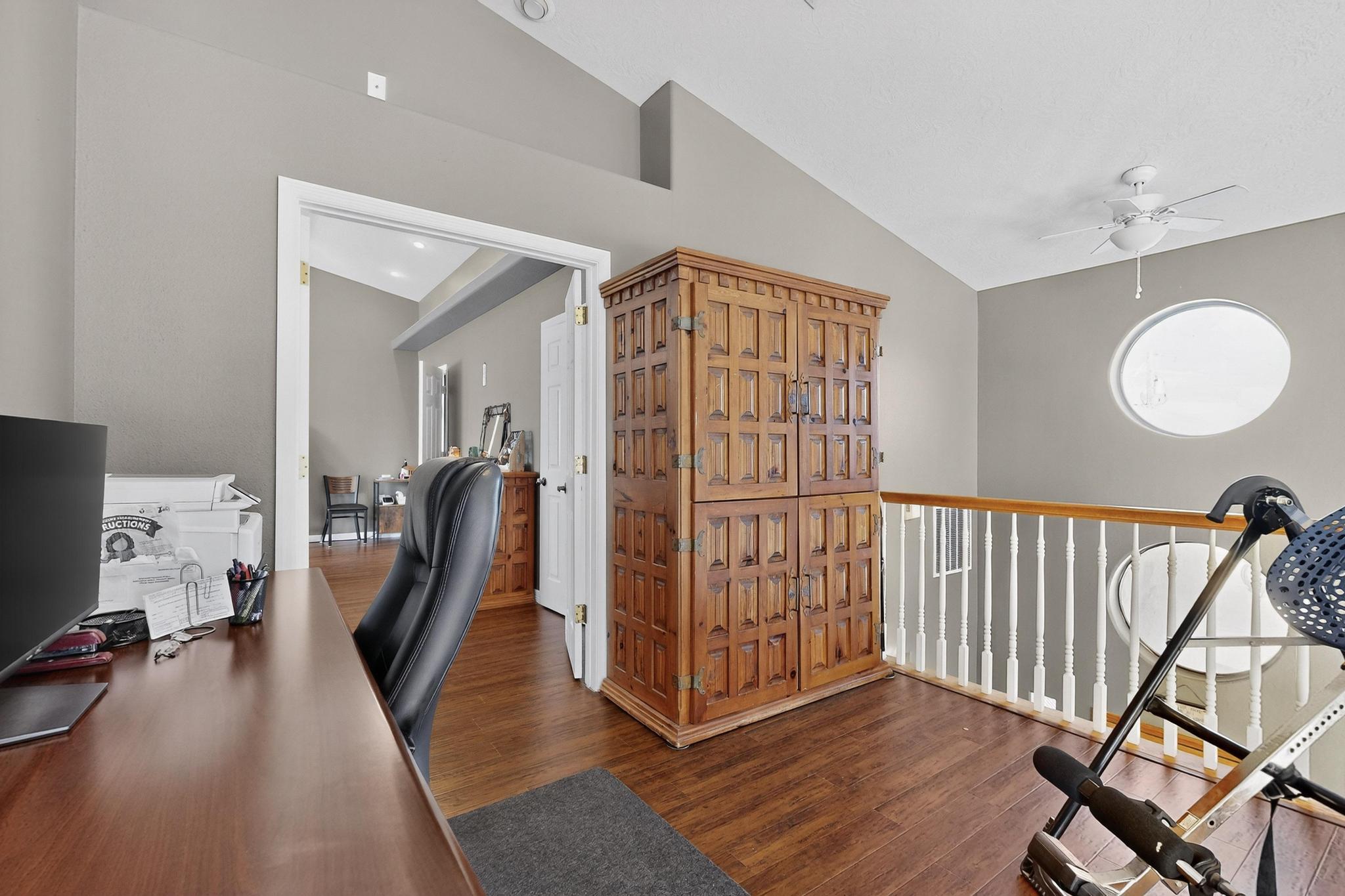 76 Edeal Road SE