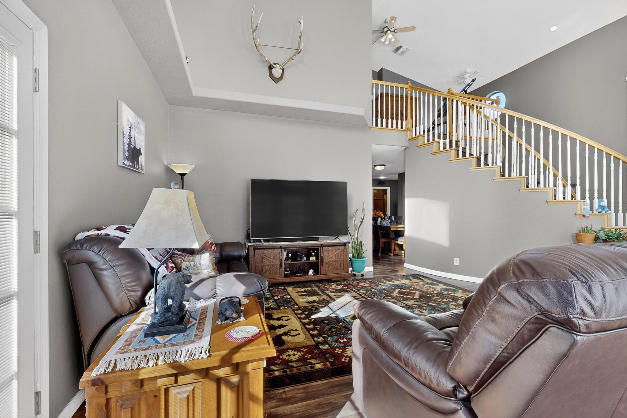 76 Edeal Road SE