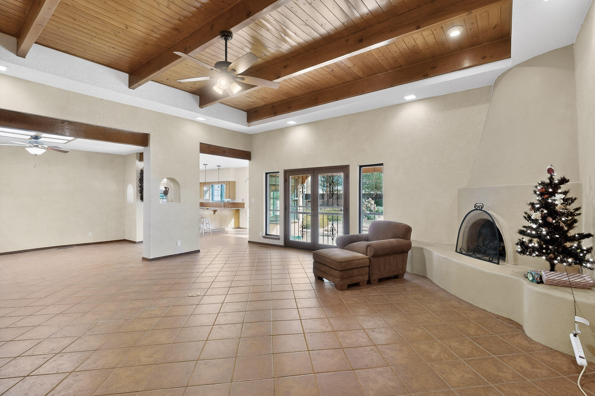 6400 Guadalupe Place NW