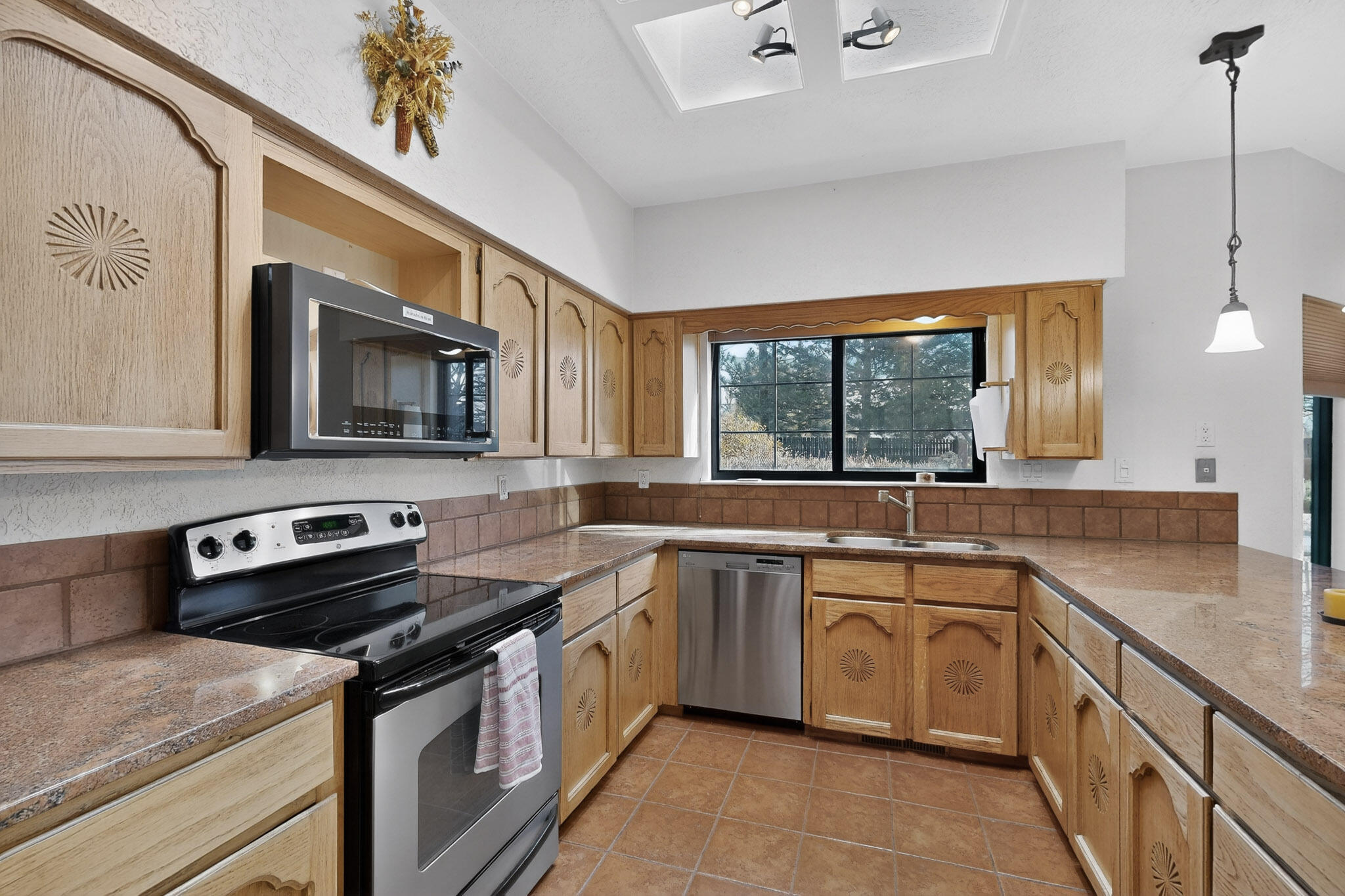 6400 Guadalupe Place NW