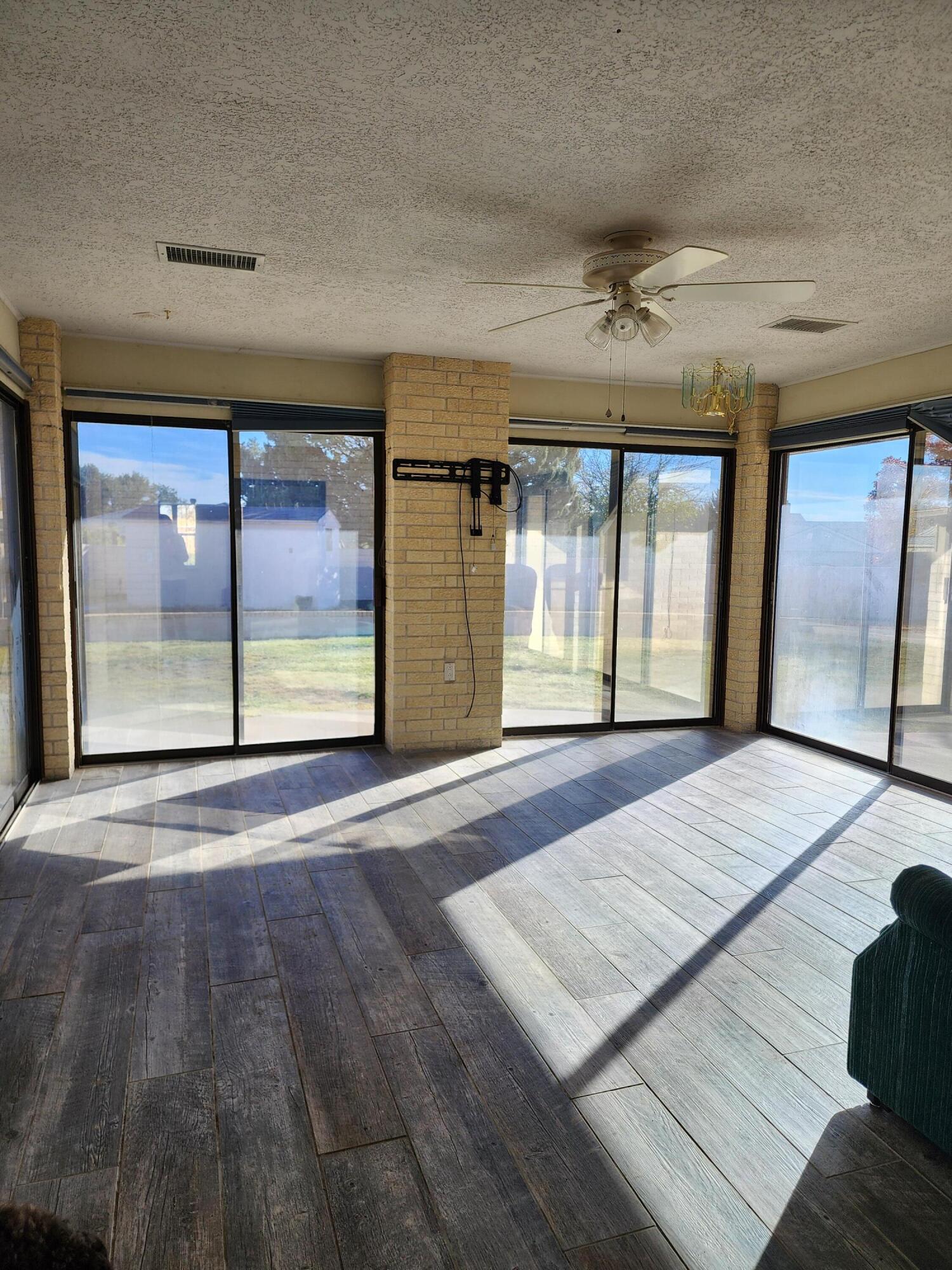 1106 Perion Court