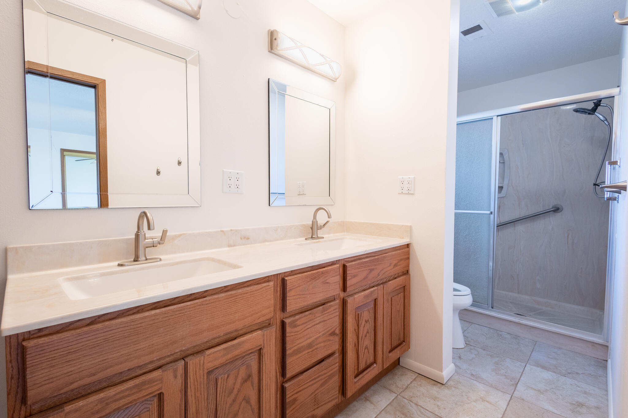 1106 Perion Court
