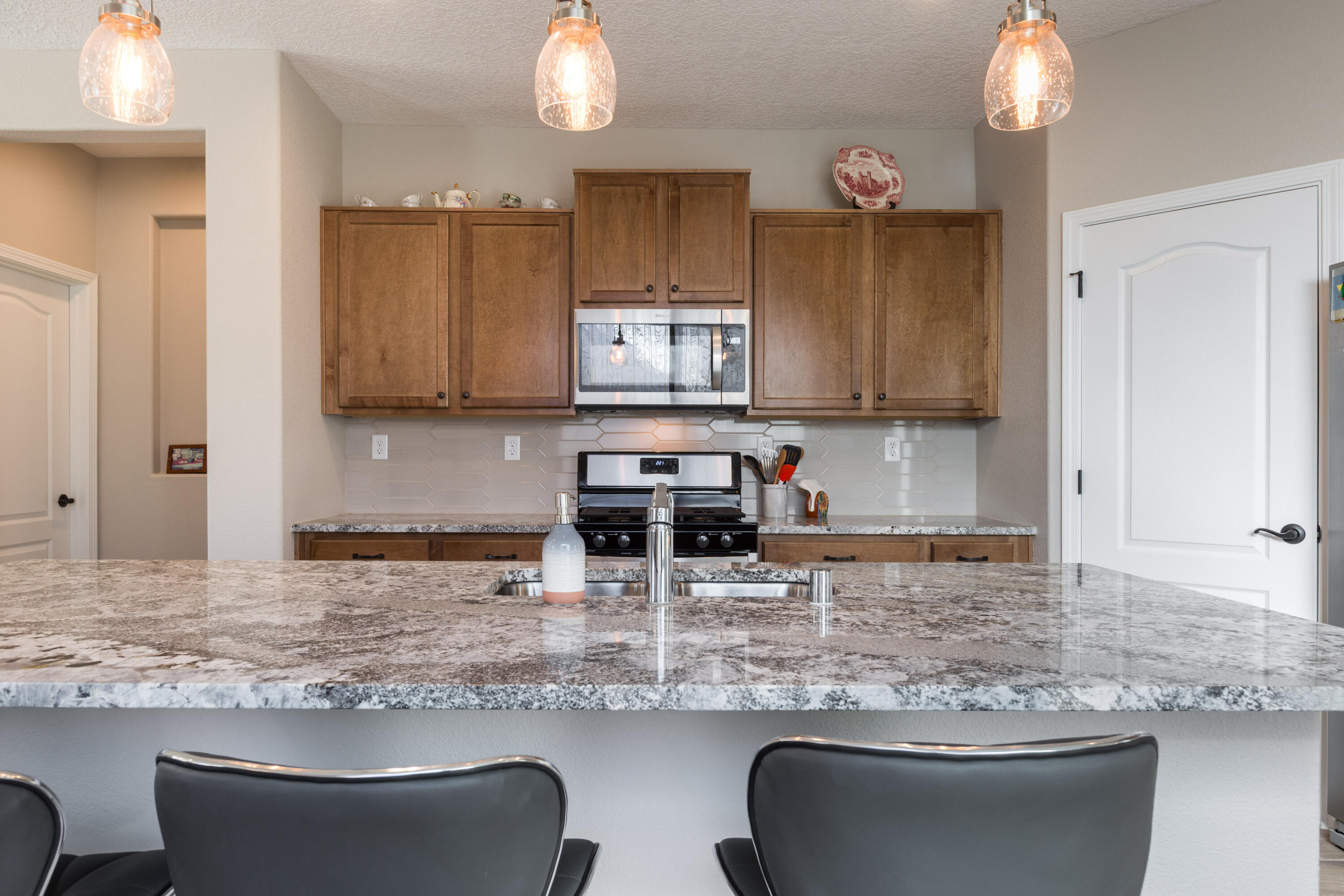 1605 Buffalo Brook Way NW