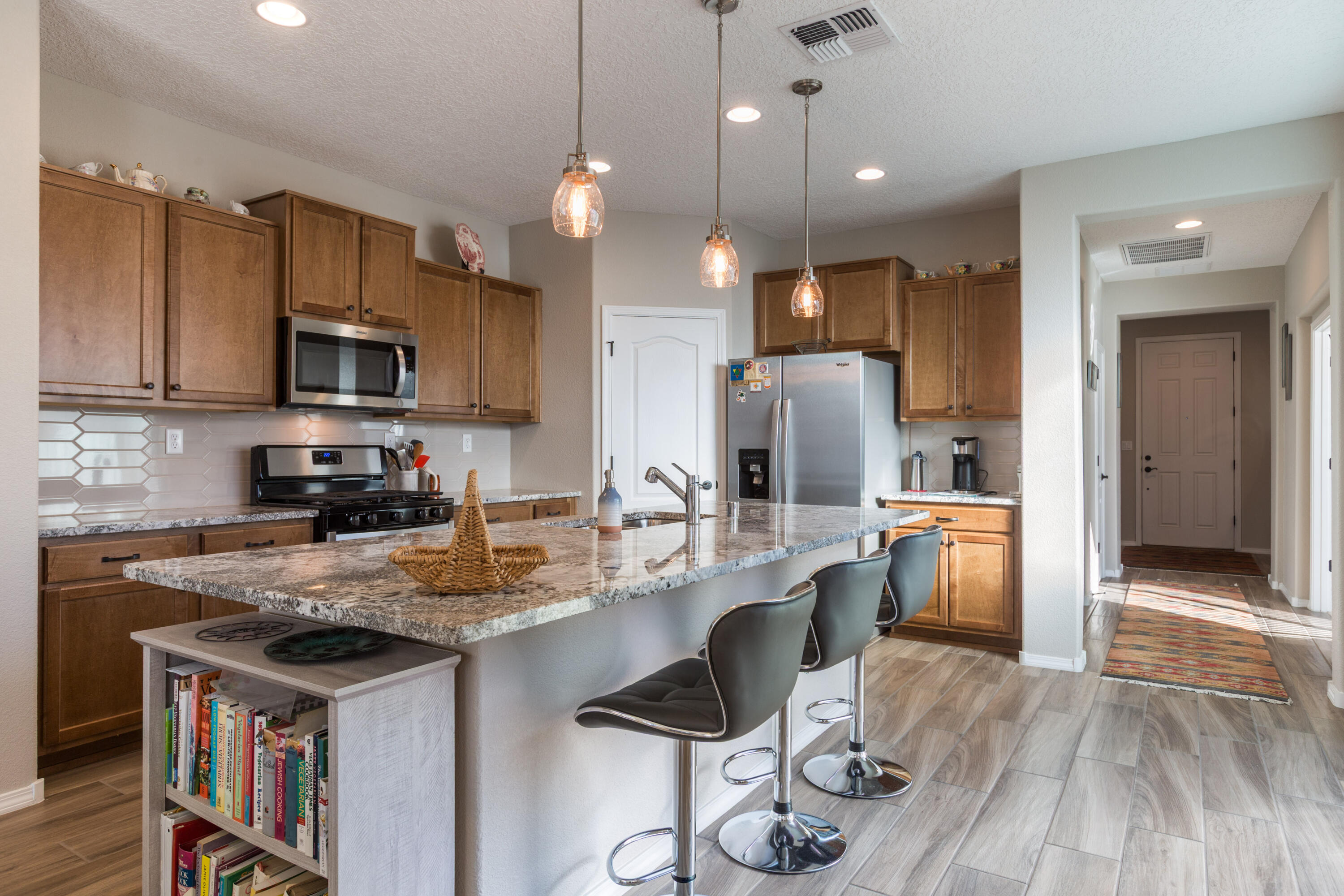 1605 Buffalo Brook Way NW