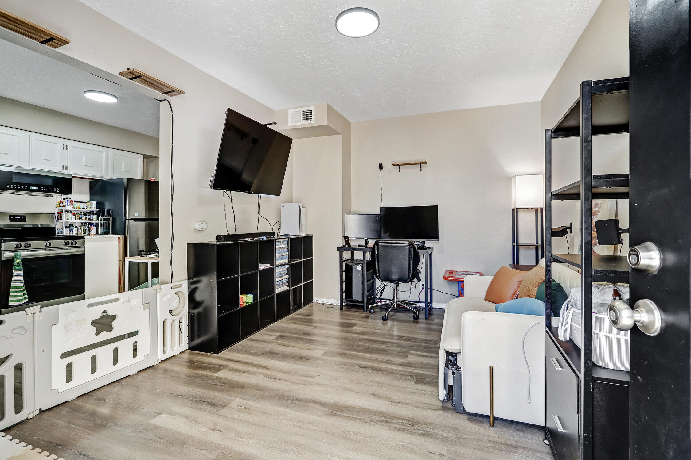 507 Gerald Chavez Lane NE