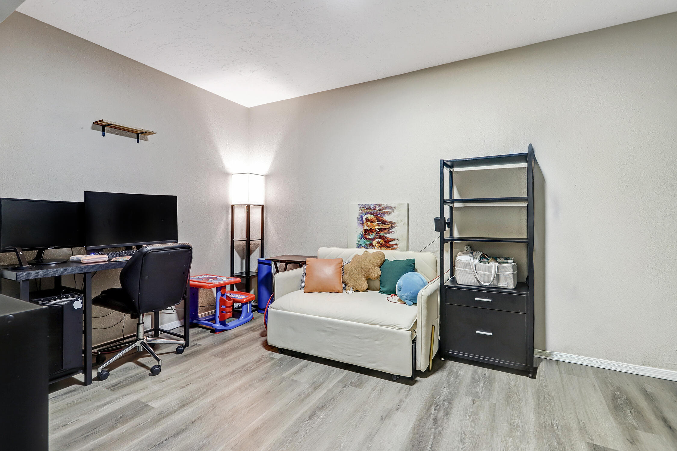 507 Gerald Chavez Lane NE