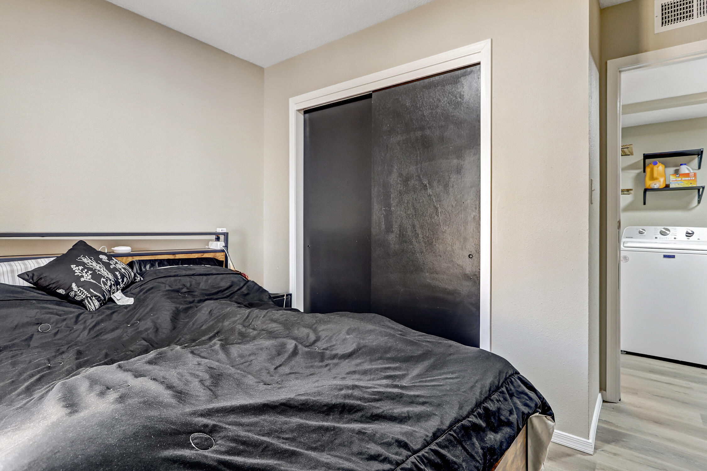 507 Gerald Chavez Lane NE