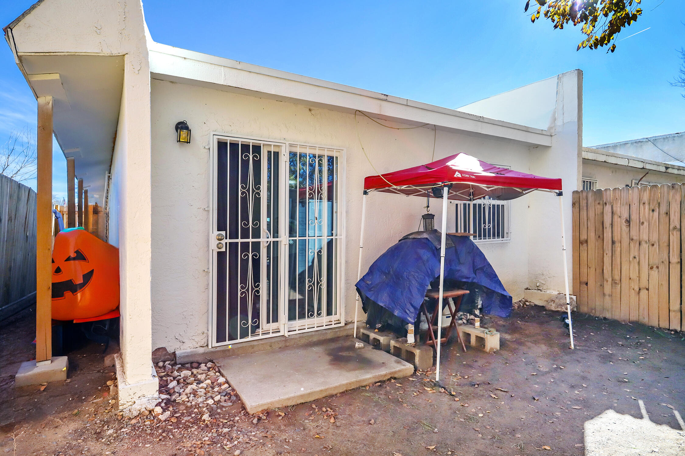 507 Gerald Chavez Lane NE